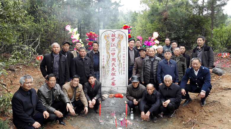 合影1_副本.jpg